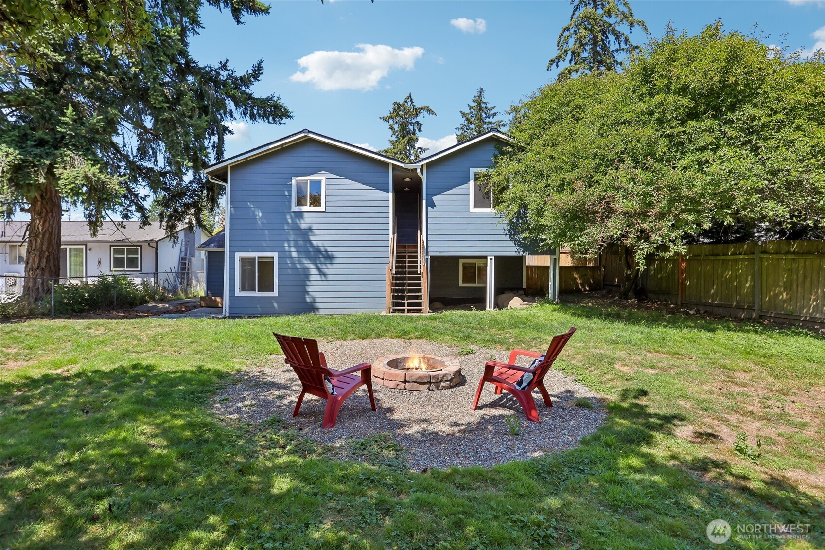22719 1st Place Property Photo 33
