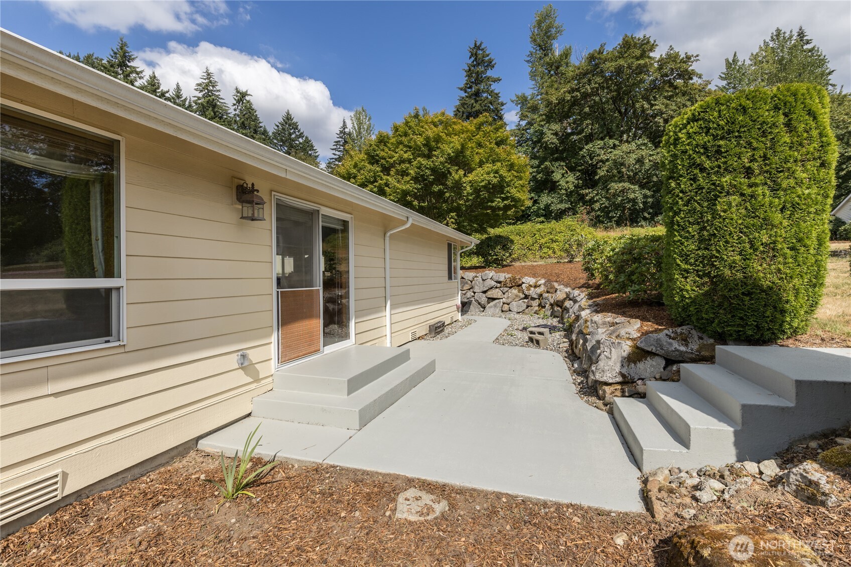 29606 148th Avenue Property Photo 4