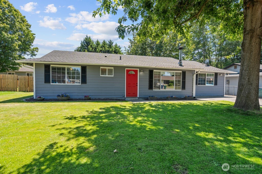 733 2nd Avenue Property Photo 1