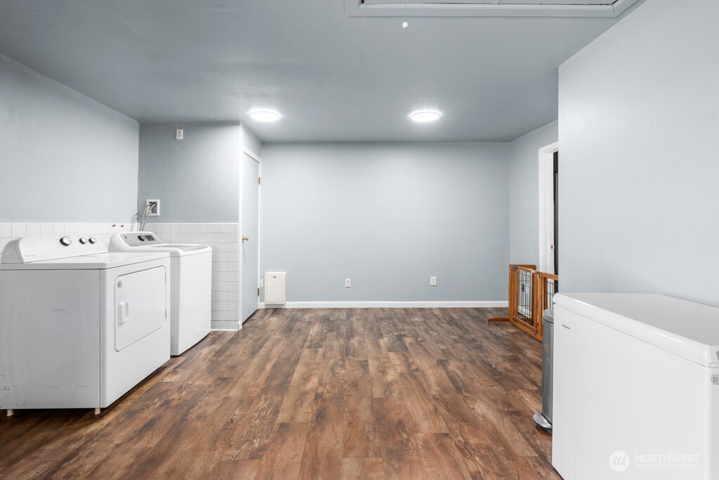 733 2nd Avenue Property Photo 10