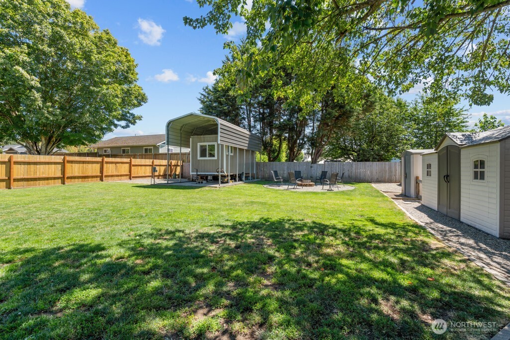 733 2nd Avenue Property Photo 17