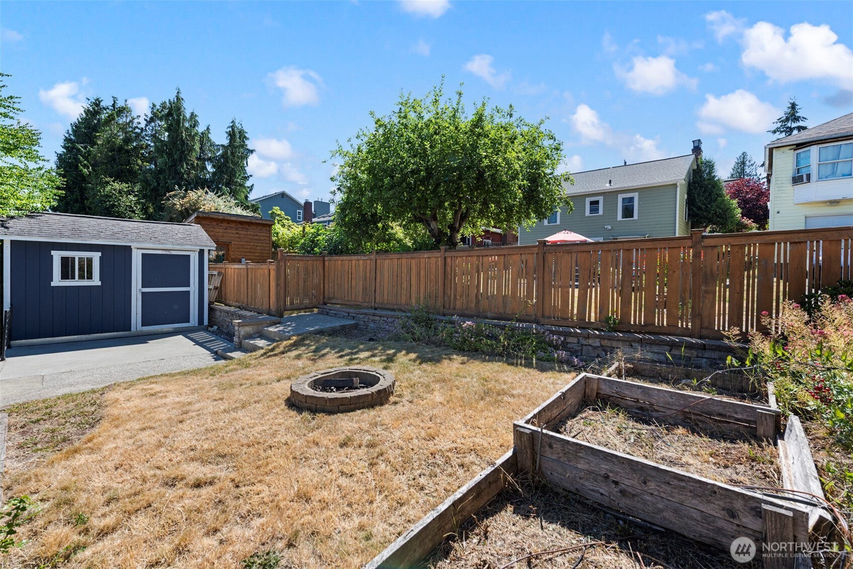 6831 37th Avenue Property Photo 18