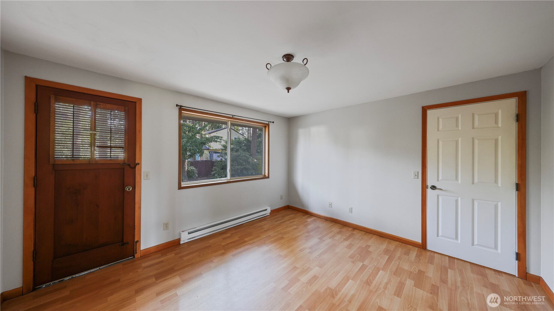 368 Nw Columbia Drive Property Photo 6