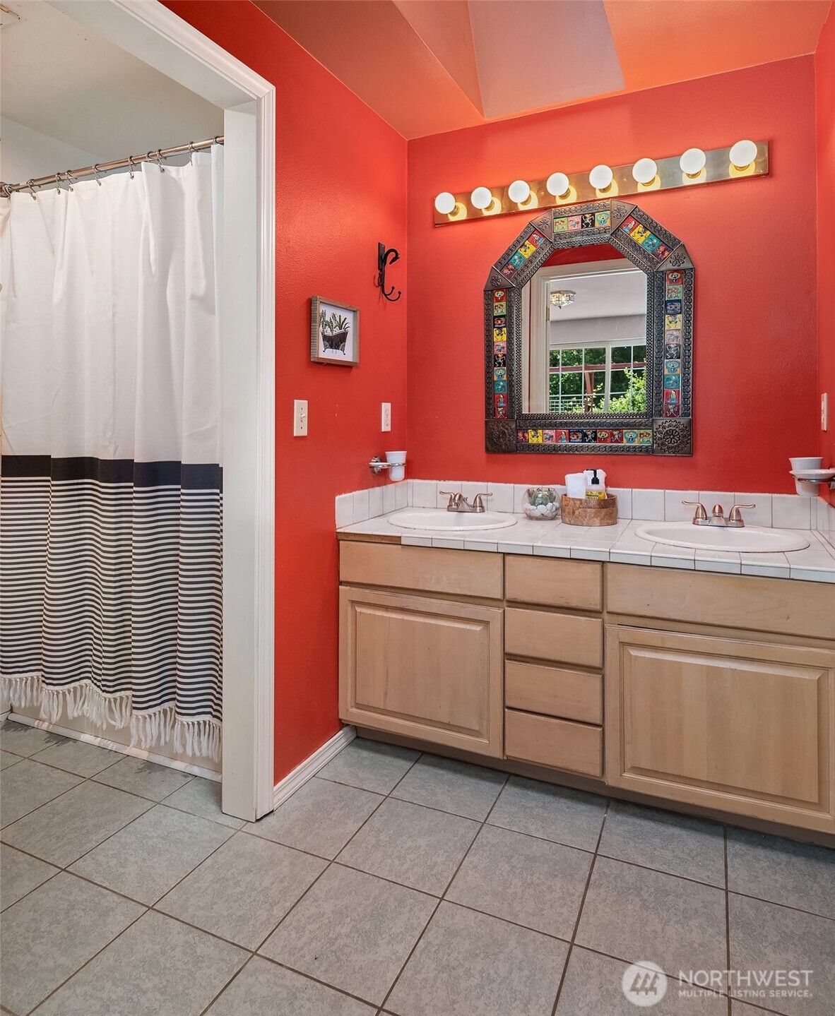 2426 Rosecrans Street Property Photo 17