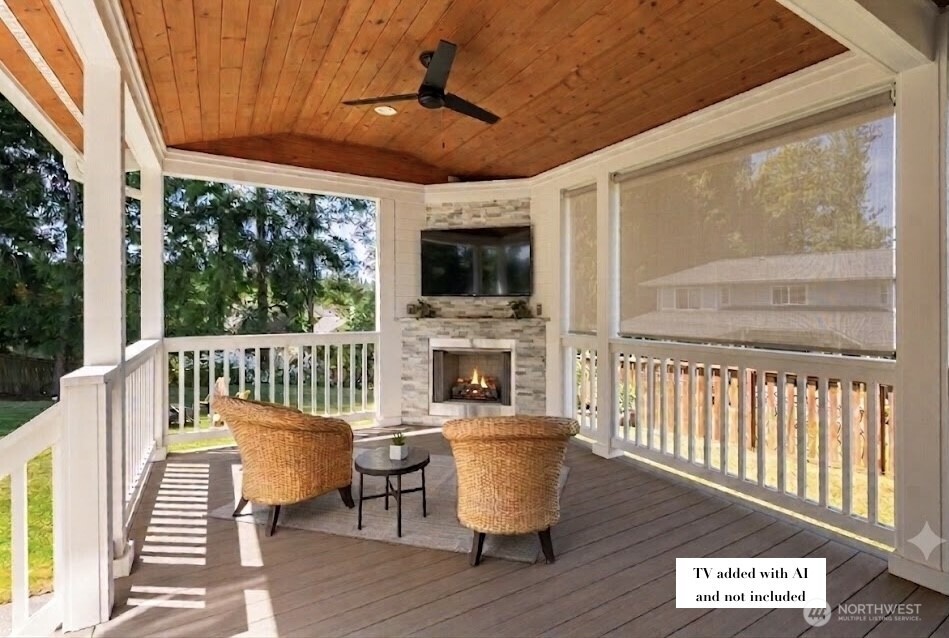 4372 Lakeview Court Property Photo 5