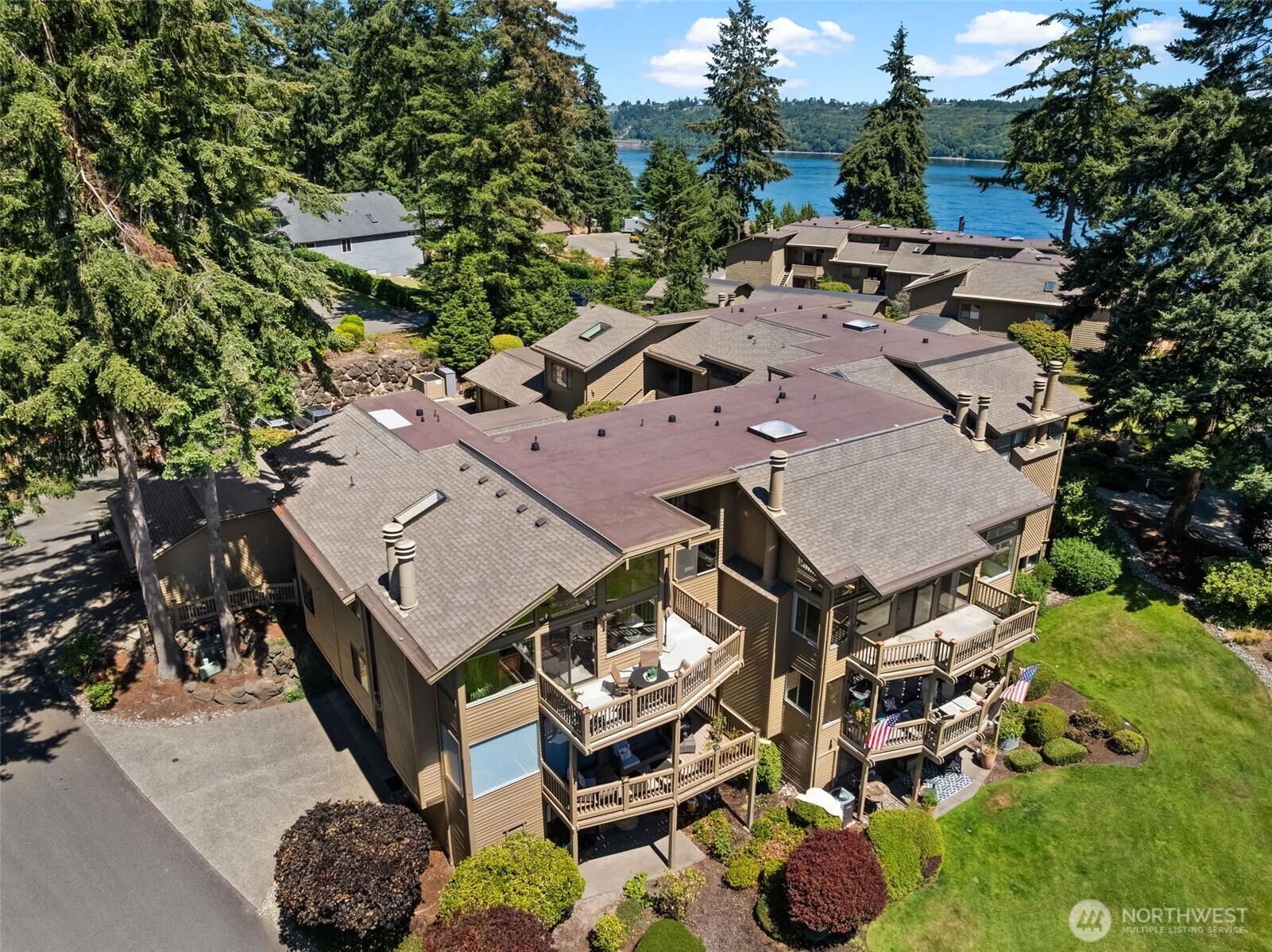 2023 Narrows View Circle B214 Property Photo 3