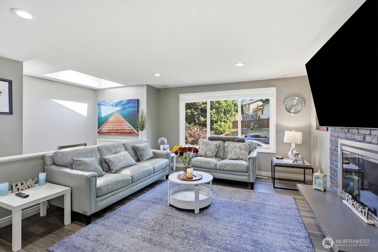 13305 115th Avenue Property Photo 4