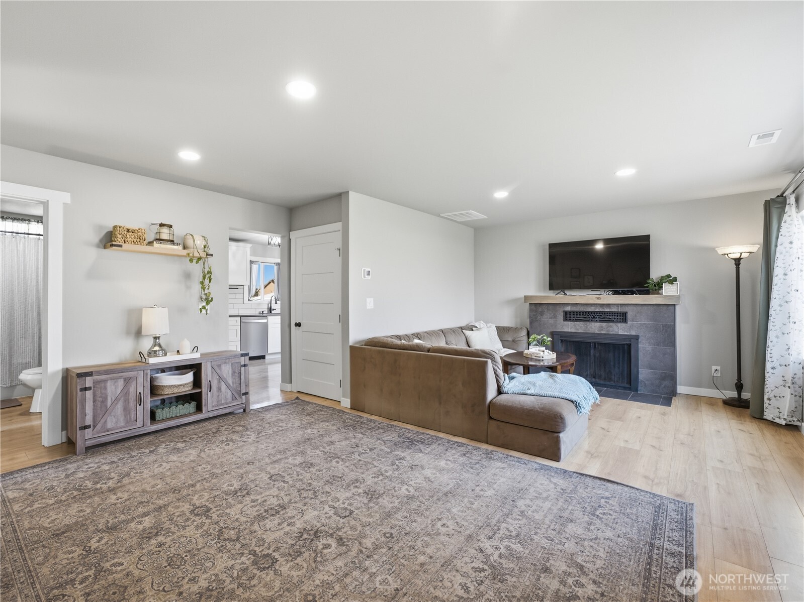 58 S Union Property Photo 6