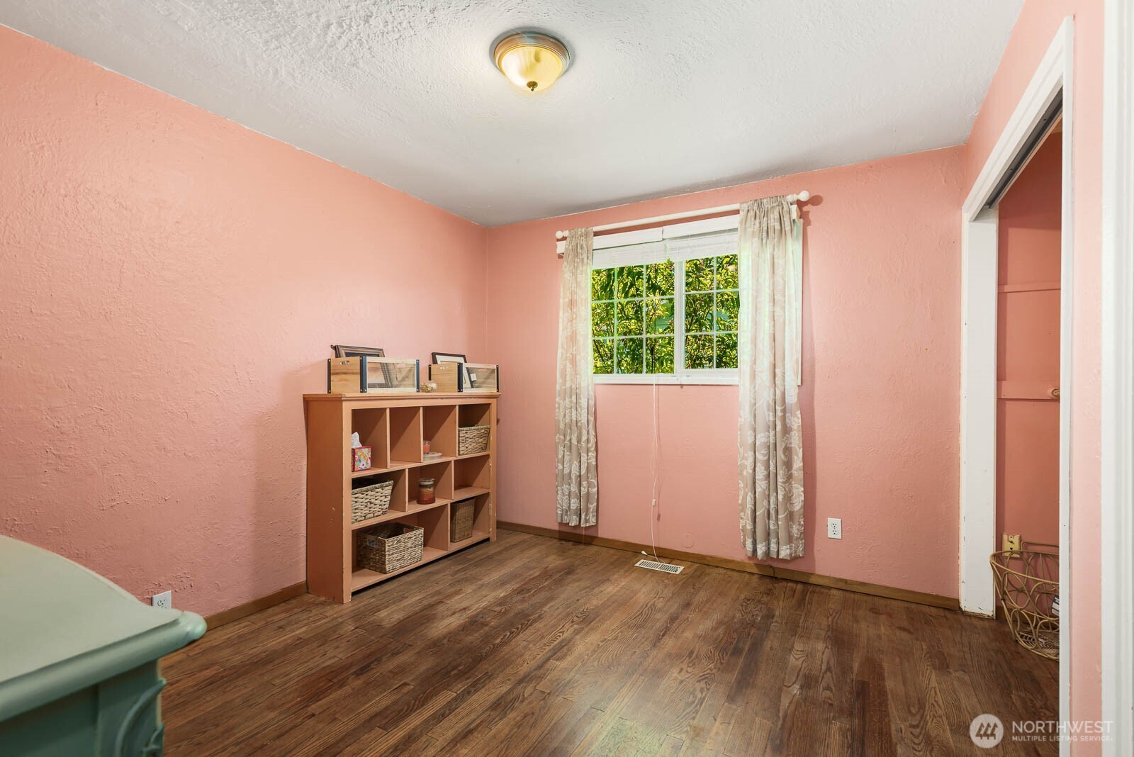 622 47th St Se Property Photo 17