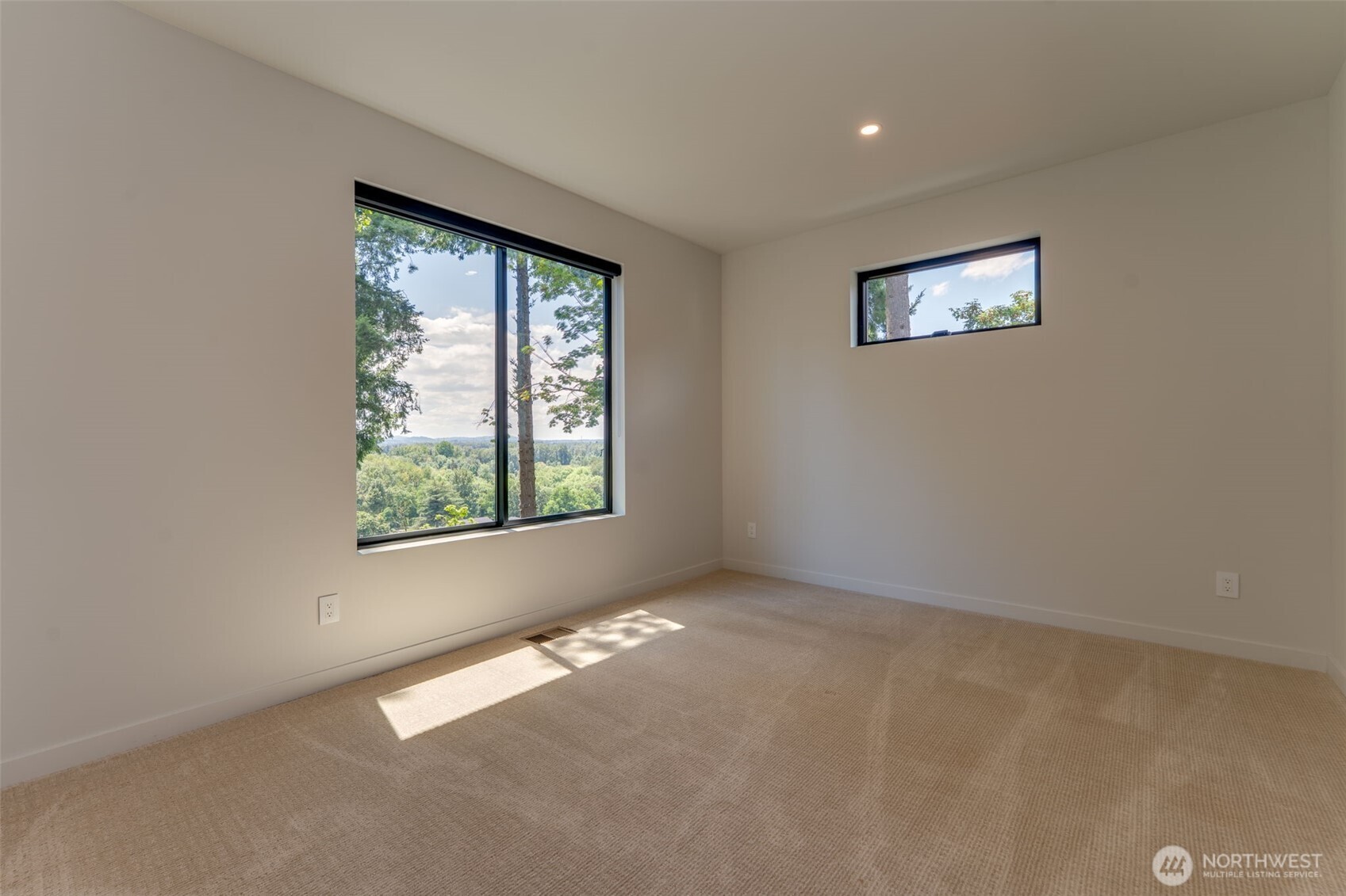 536 Ne Province Drive Property Photo 31
