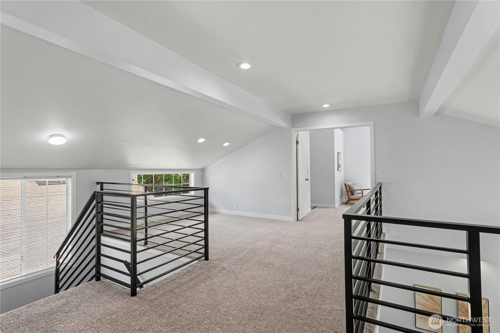 24305 Se 42nd Place Property Photo 15