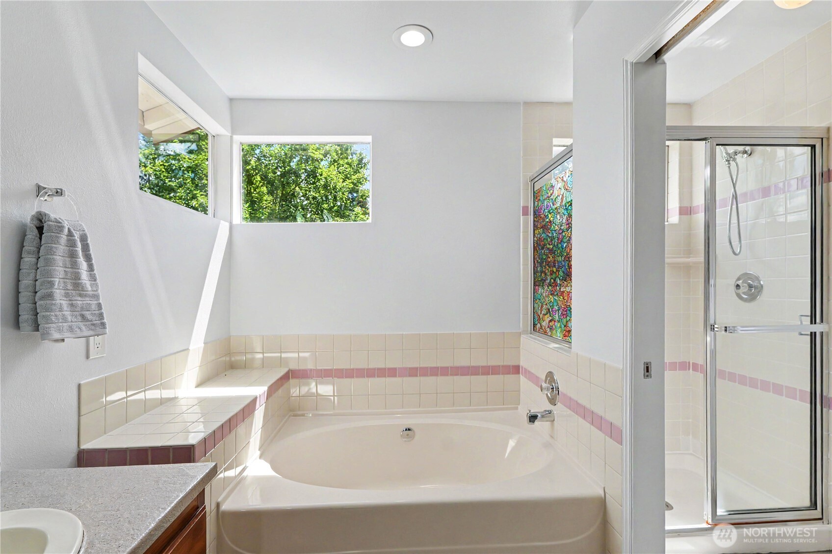24305 Se 42nd Place Property Photo 19