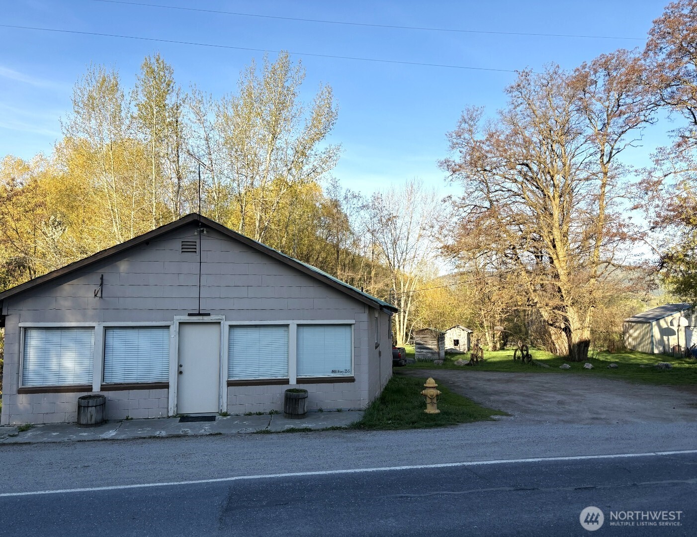 4984 Hwy 25 Property Photo 1