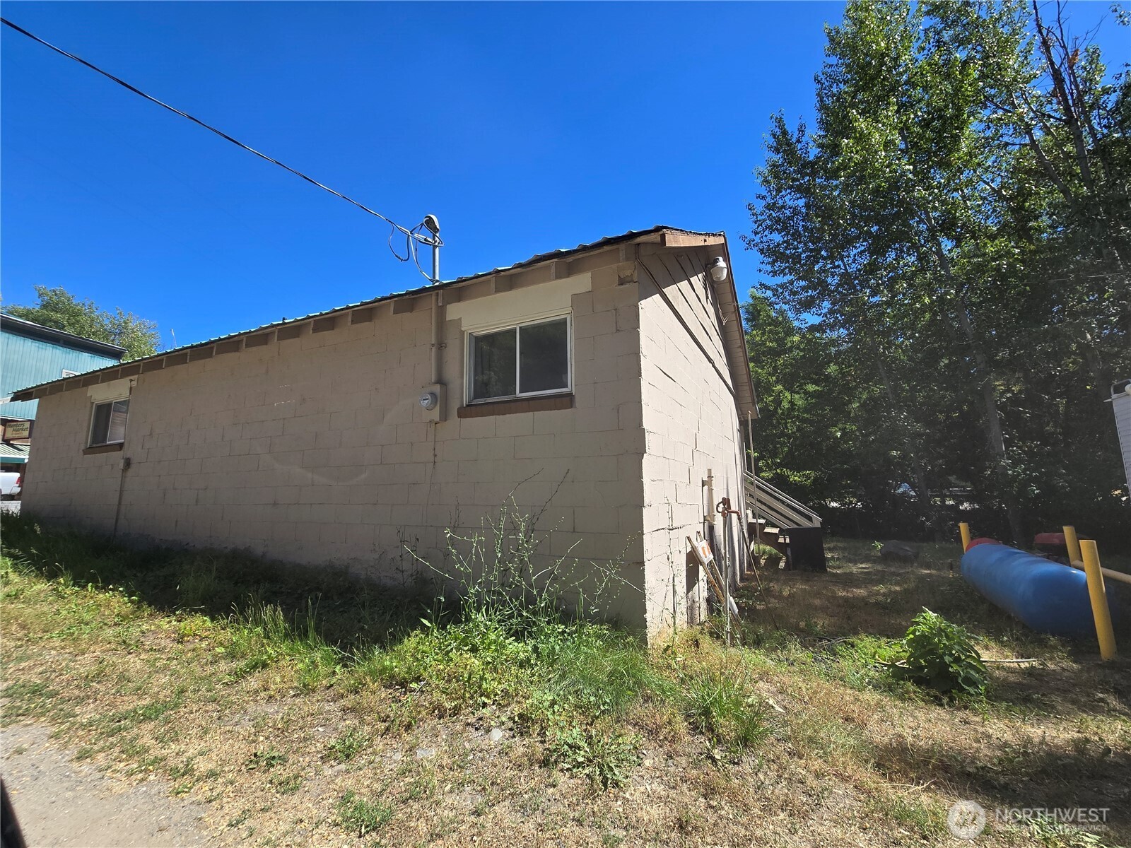 4984 Hwy 25 Property Photo 4