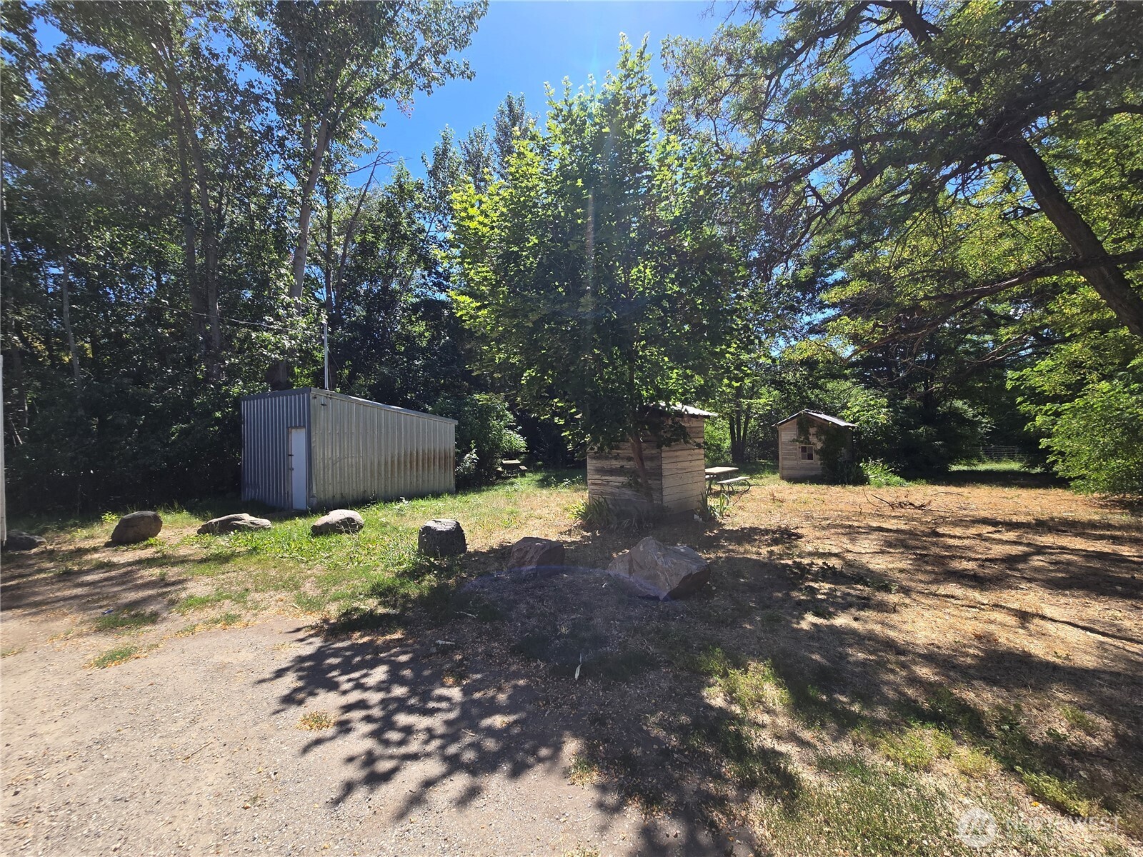 4984 Hwy 25 Property Photo 6