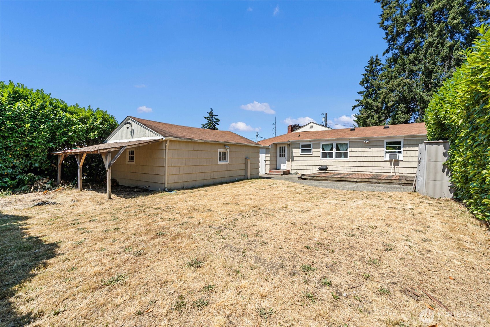 8503 33rd Avenue Property Photo 8