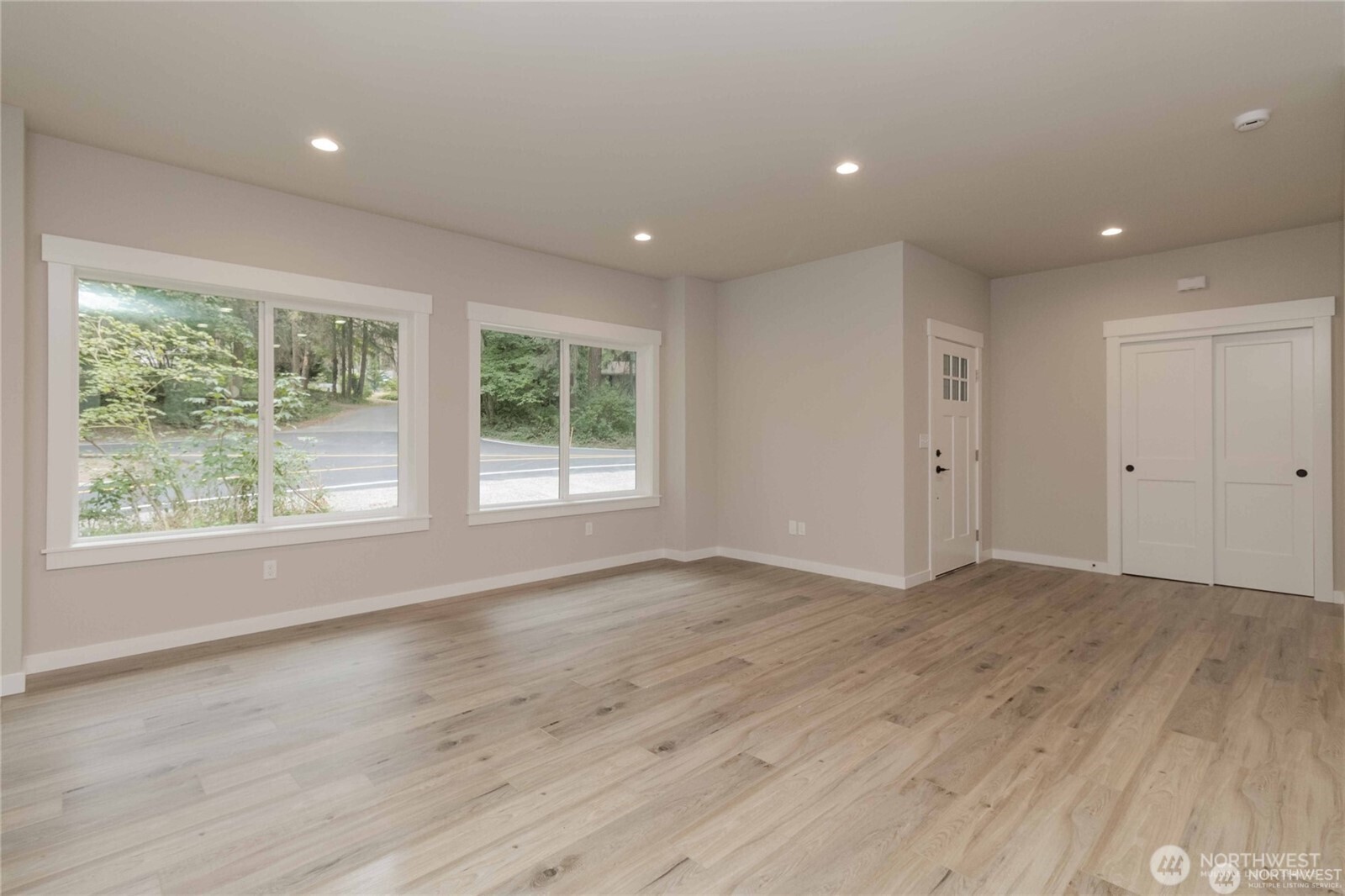 21649 Clear Lake Boulevard Property Photo 4