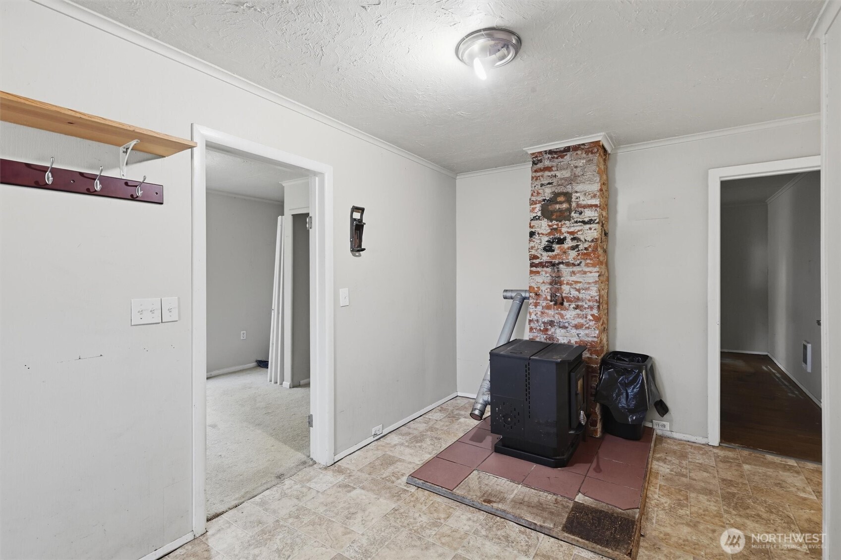 6703 Pioneer Highway Property Photo 25
