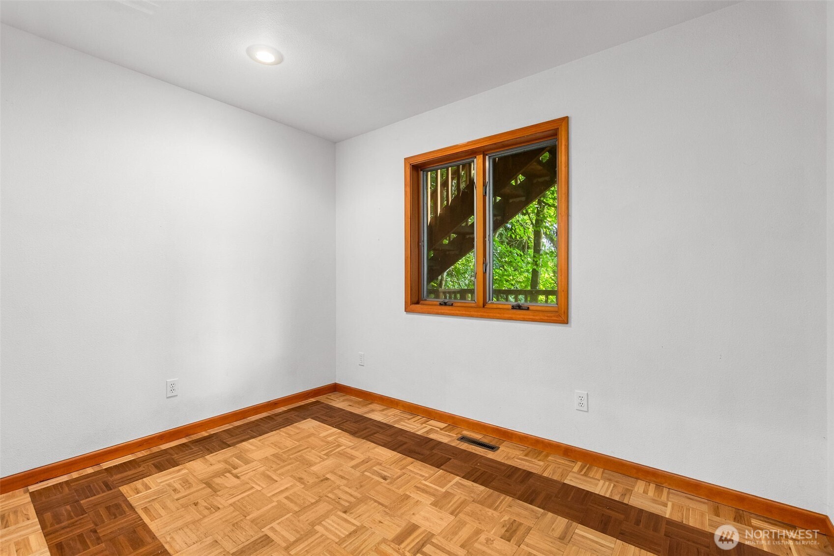 106 W 12th Street Property Photo 35