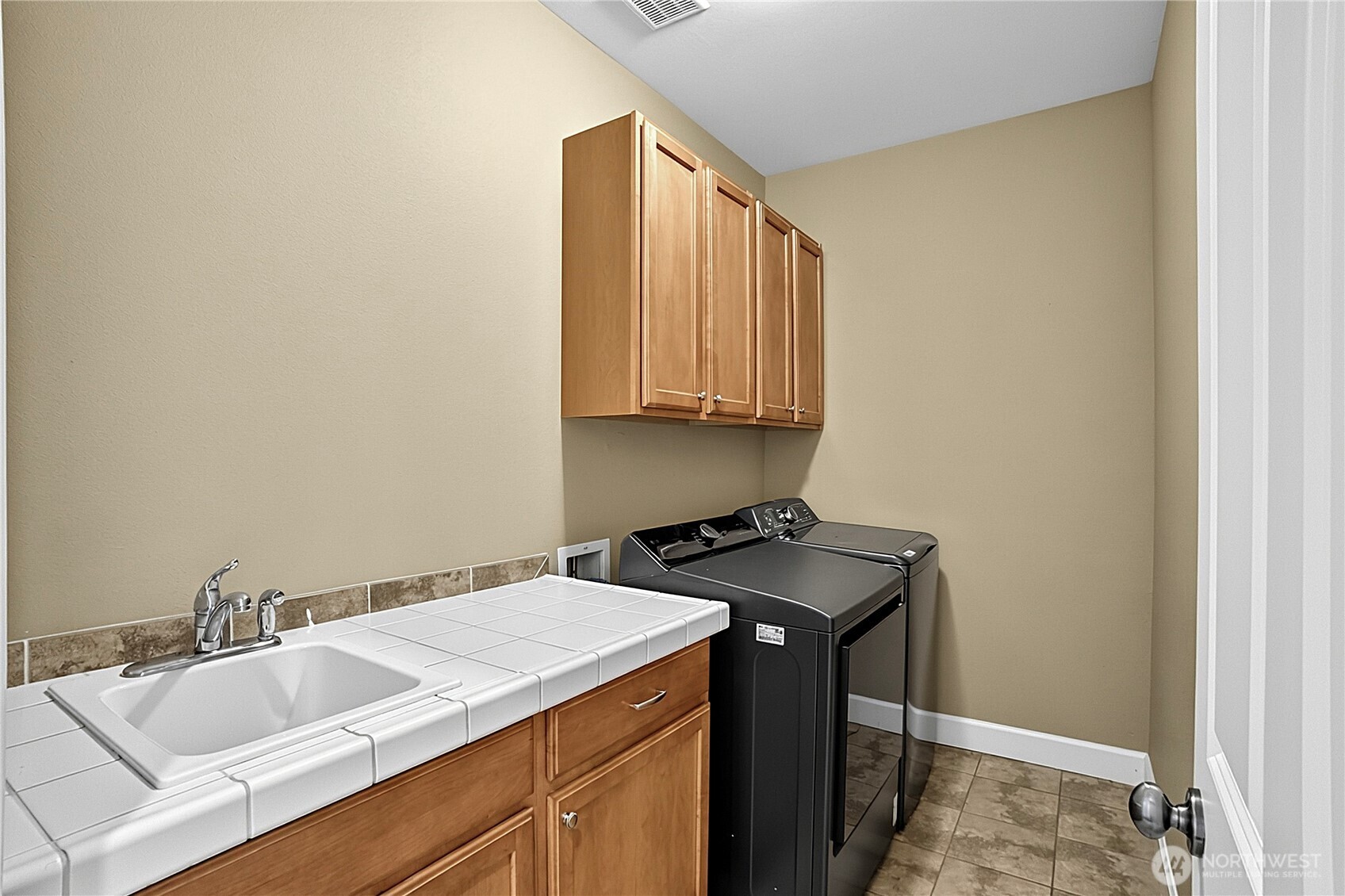 6916 50th St W Property Photo 11