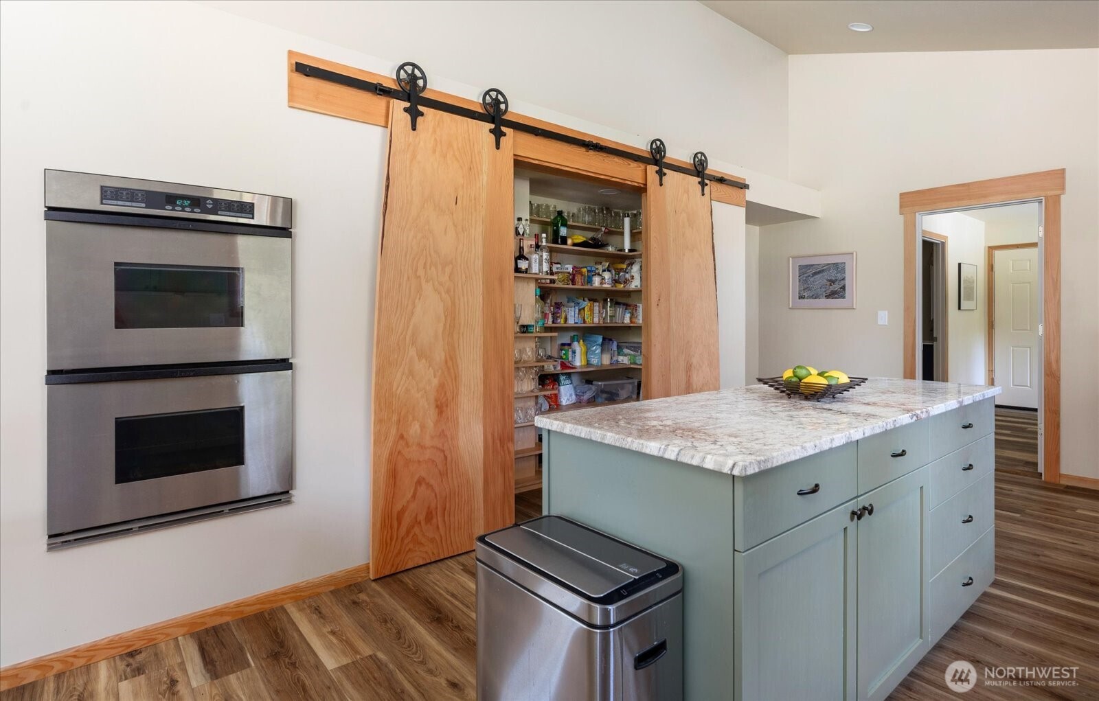 550 Wanamaker Property Photo 10