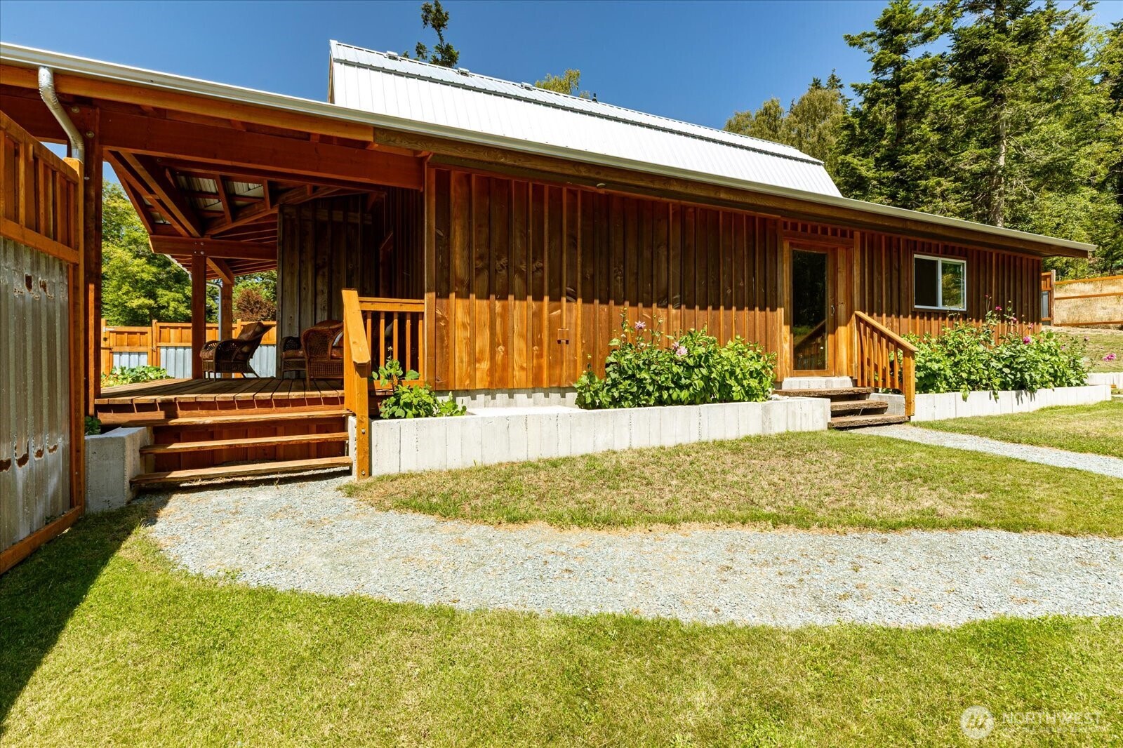 550 Wanamaker Property Photo 22