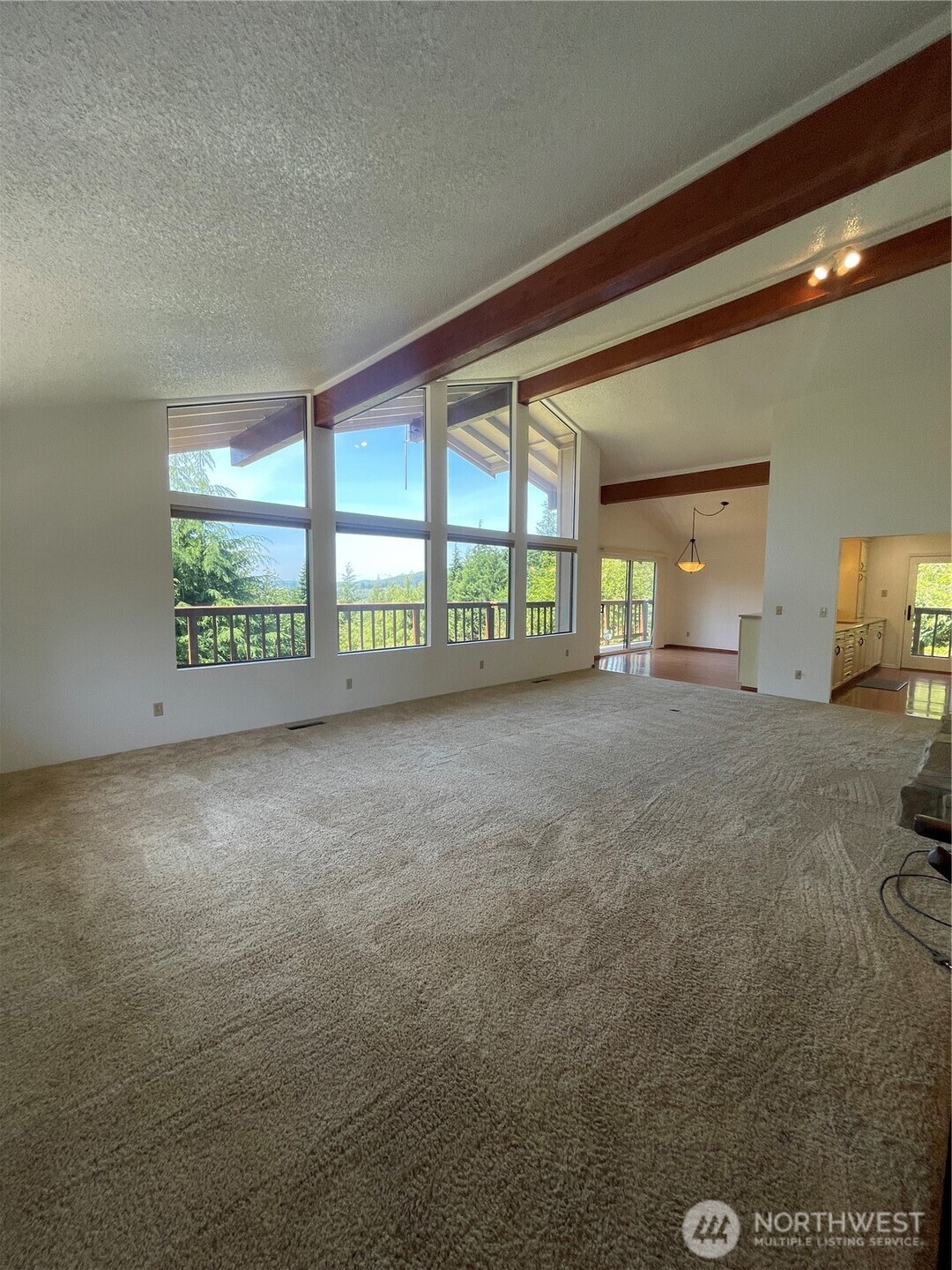 2151 Raymond-south Bend Road Property Photo 4