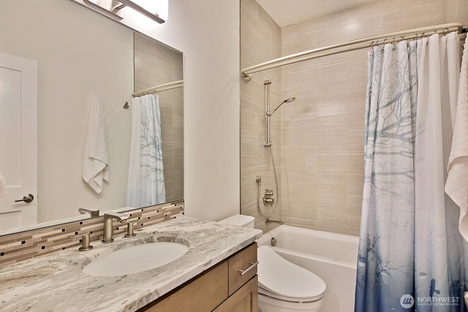 512 Cascade Avenue A Property Photo 16
