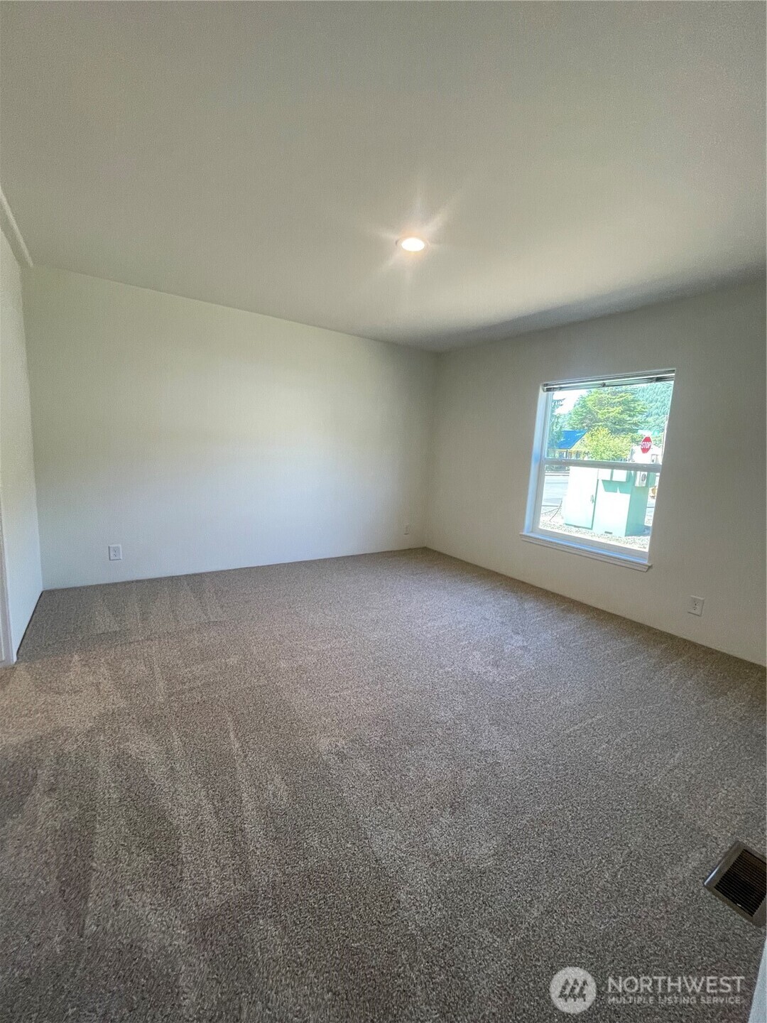 1603 Park Avenue Property Photo 12