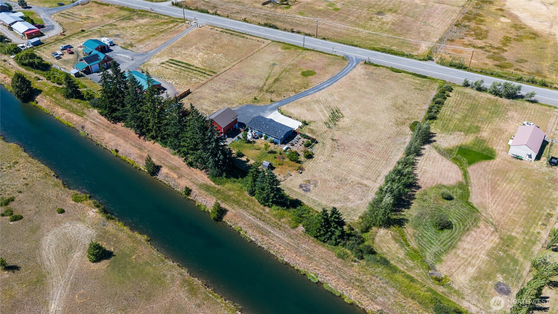4200 Upper Peoh Point Road Property Photo 29
