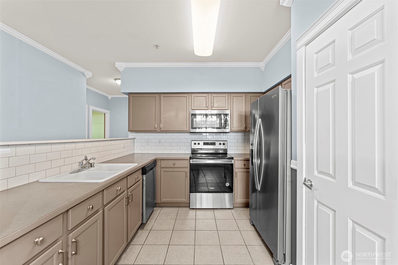 10015 186th Place 109 Property Photo 14