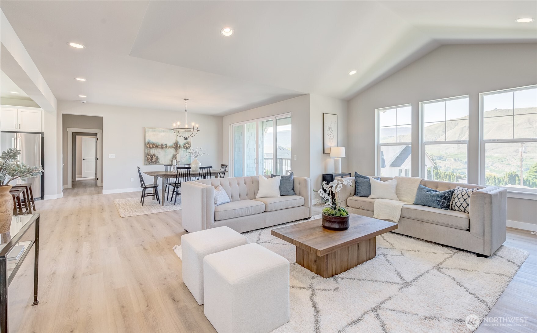 645 S Juli Avenue Property Photo 12