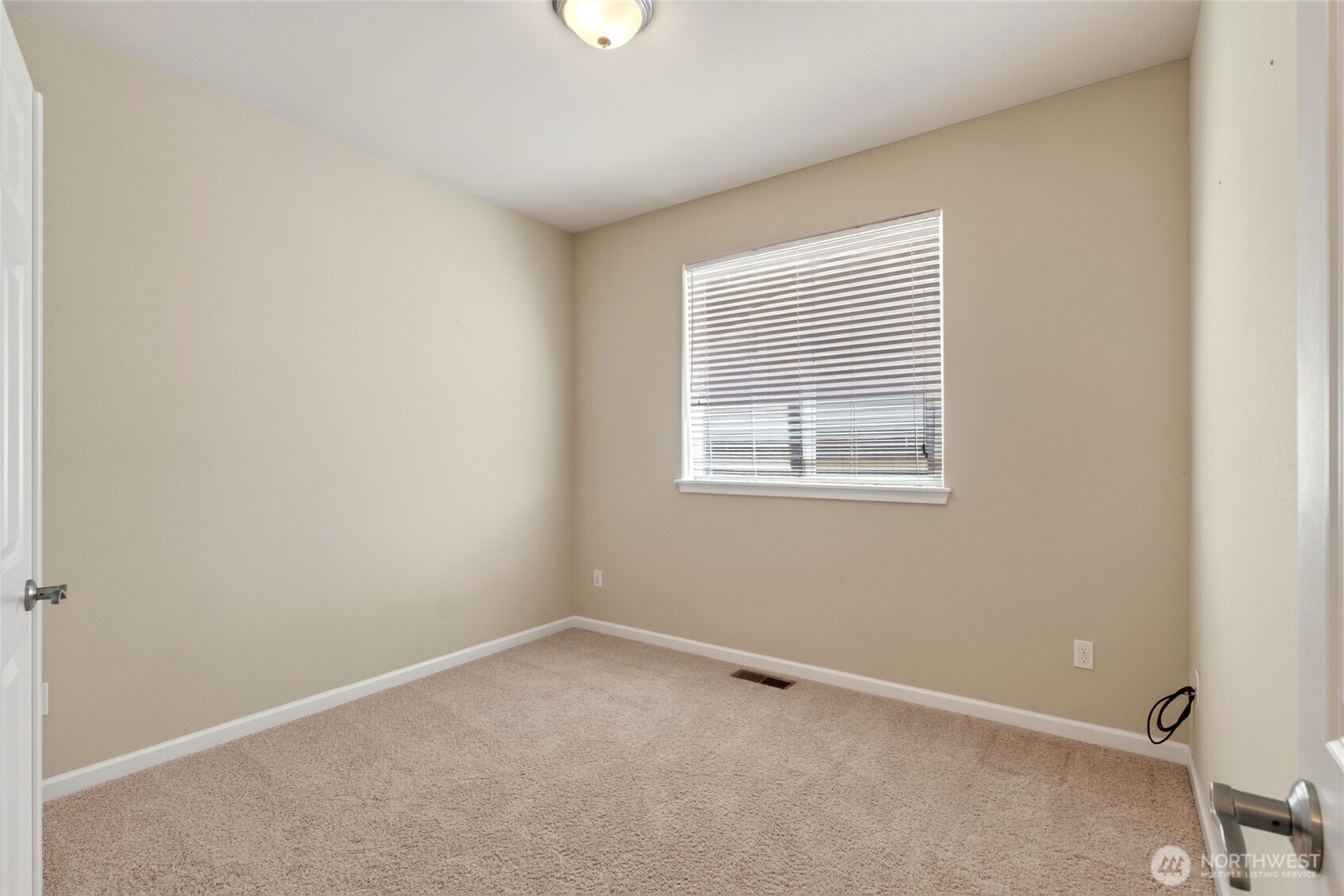 638 Mandee Street Property Photo 11