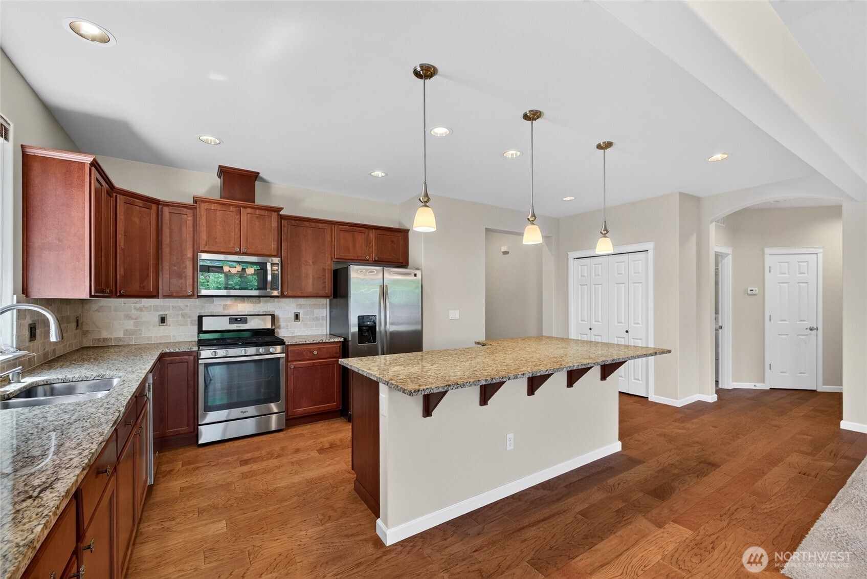 638 Mandee Street Property Photo 16