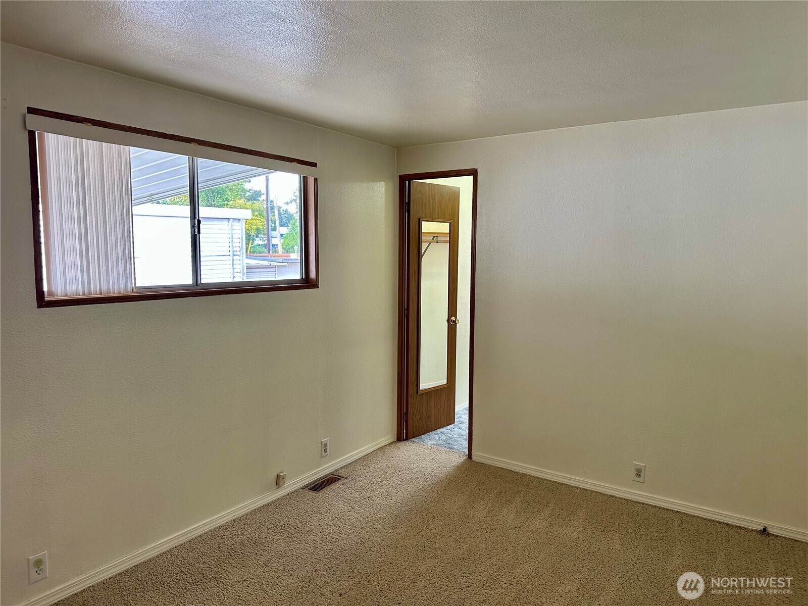 2302 R Street 54 Property Photo 8