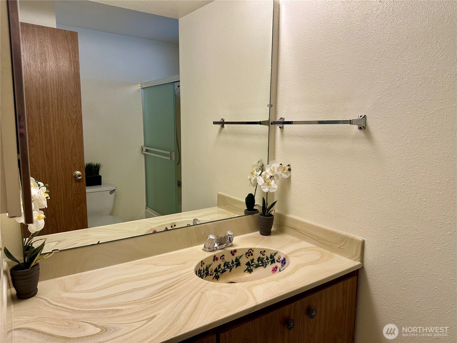 2302 R Street 54 Property Photo 9