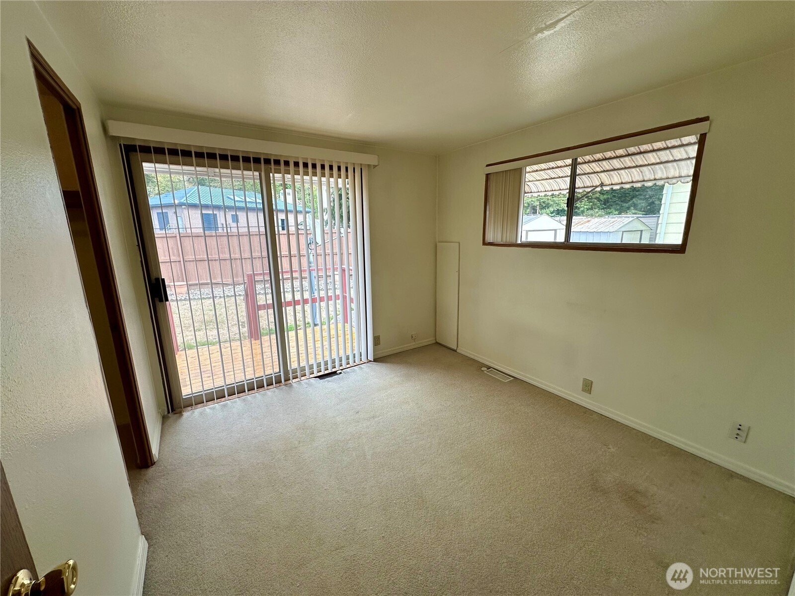 2302 R Street 54 Property Photo 12