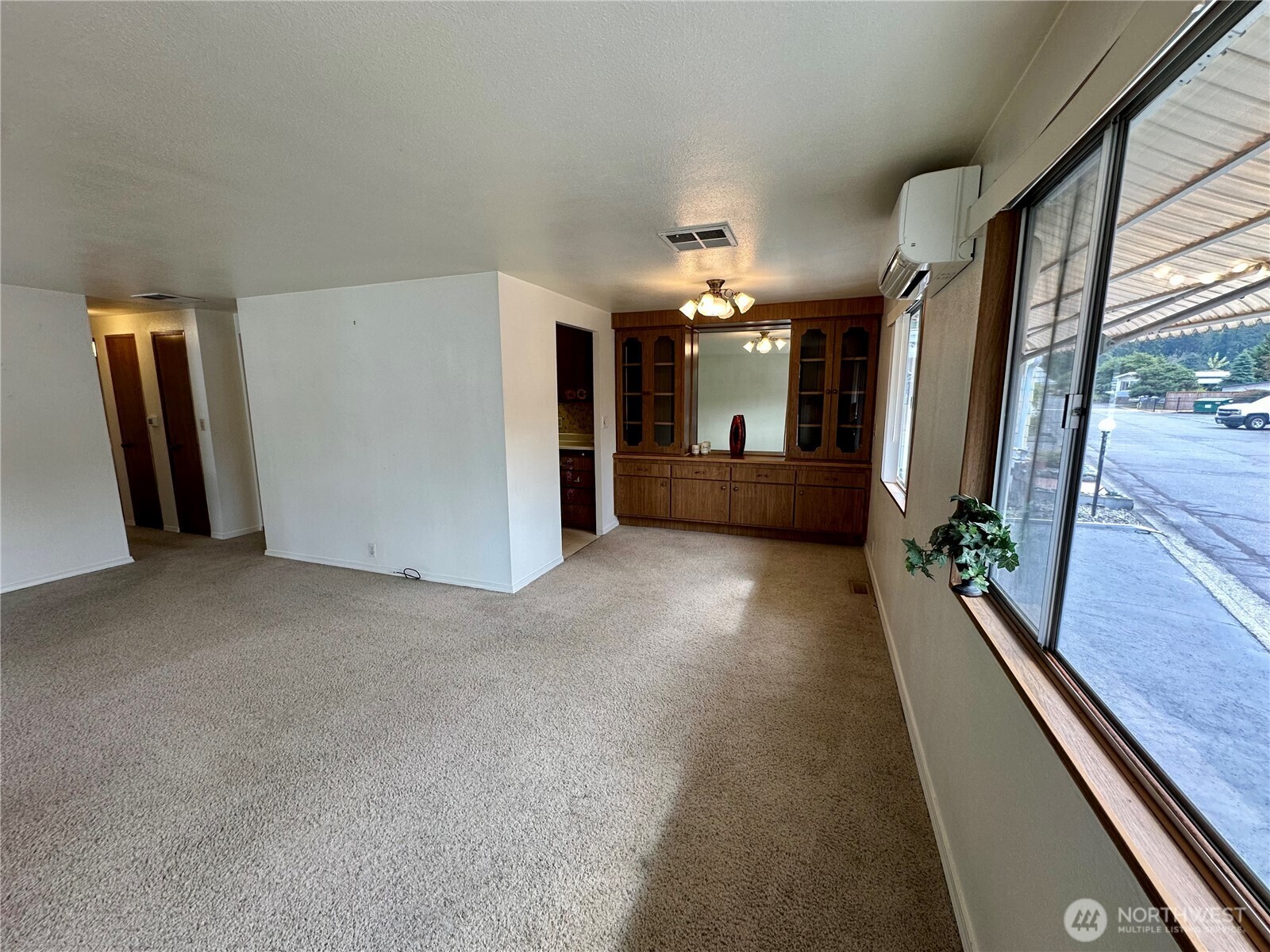 2302 R Street 54 Property Photo 16