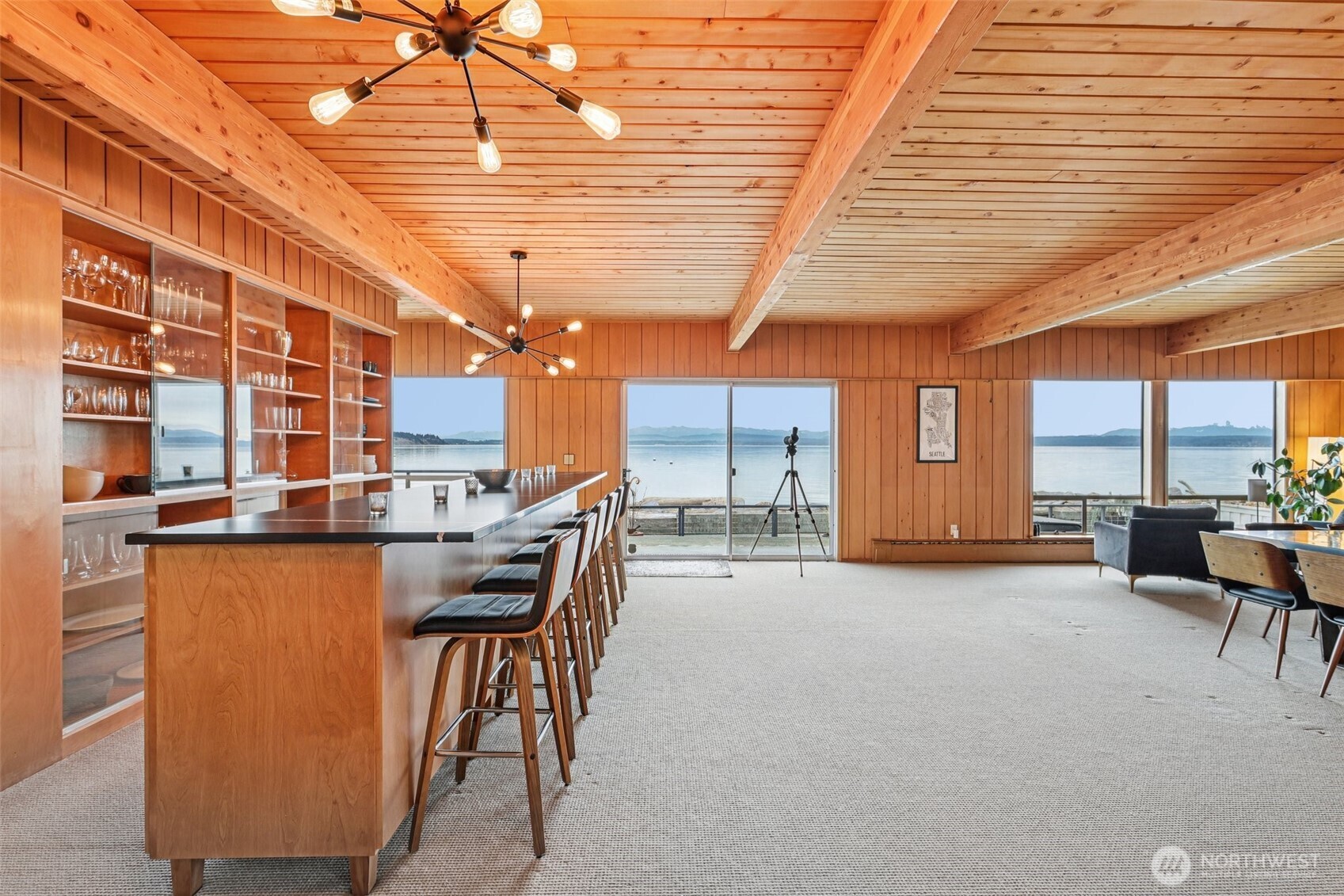 1267 Beach Drive Property Photo 9
