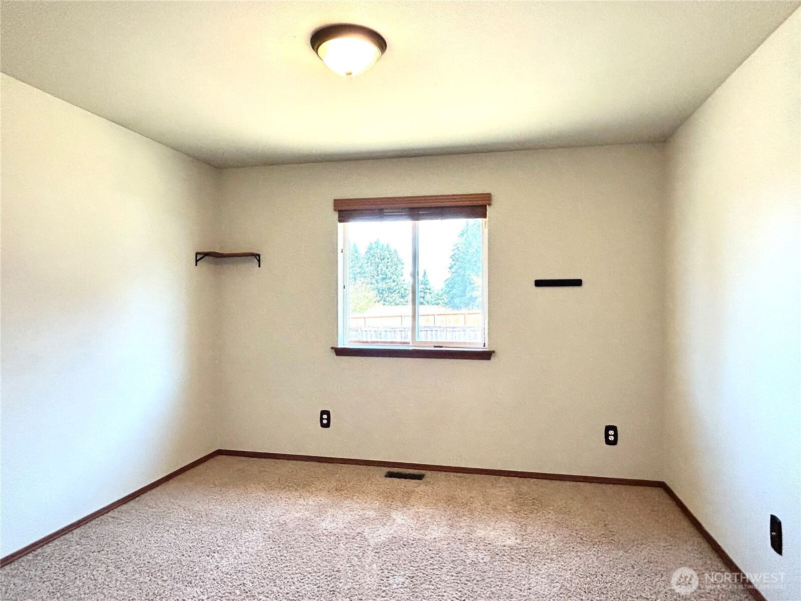 15172 Durant Drive Property Photo 15
