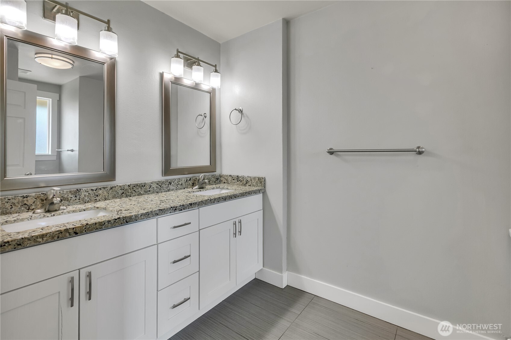 10610 Se 325th Place Property Photo 13