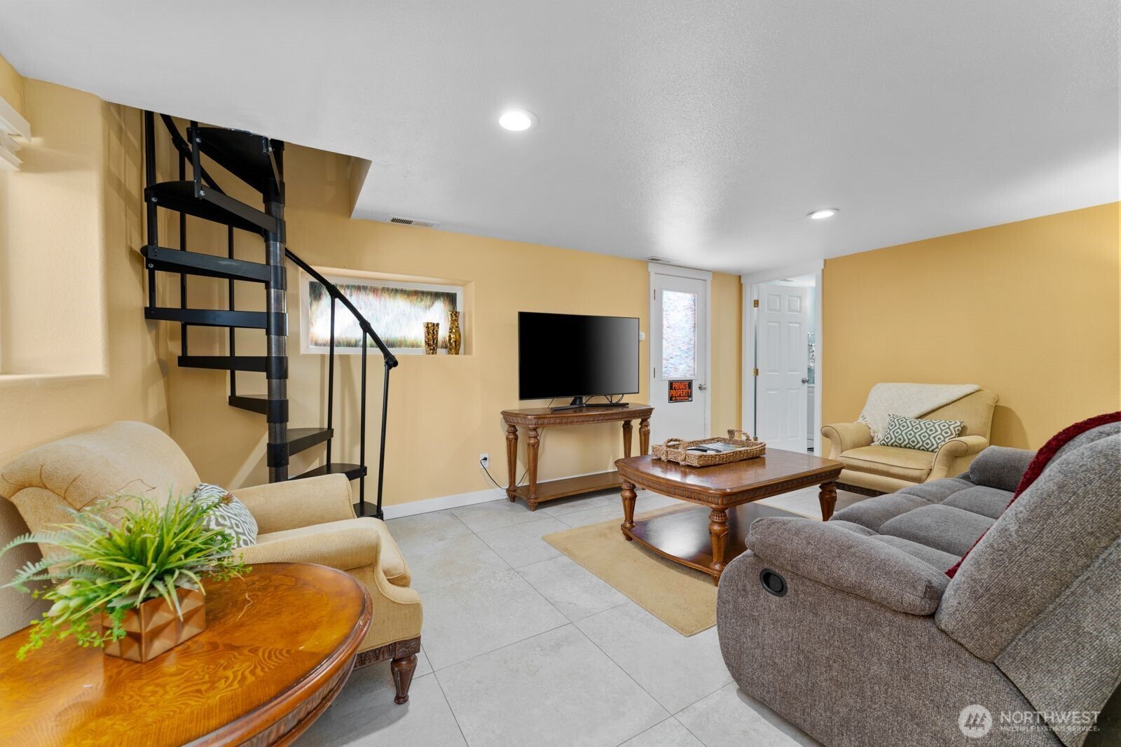 703 Boetzkes Avenue Property Photo 23