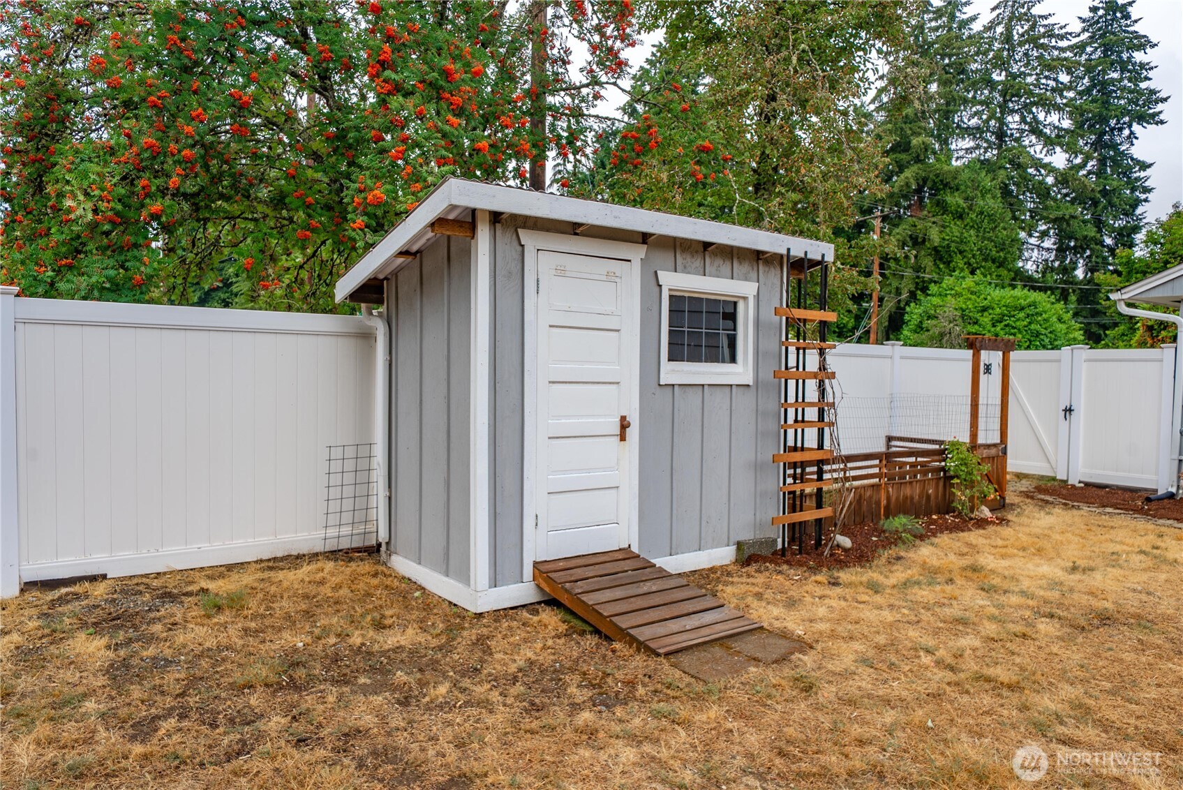 153 Sw 208th Street Property Photo 24