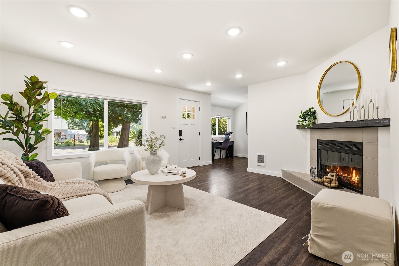 12042 14th Avenue Property Photo 5
