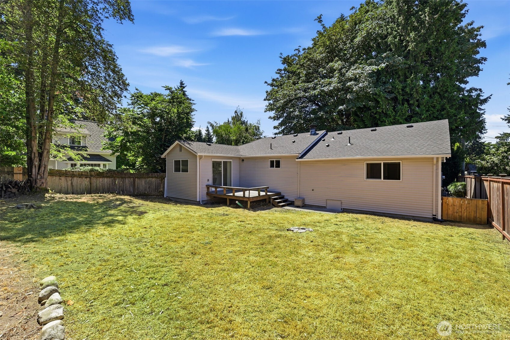12042 14th Avenue Property Photo 24