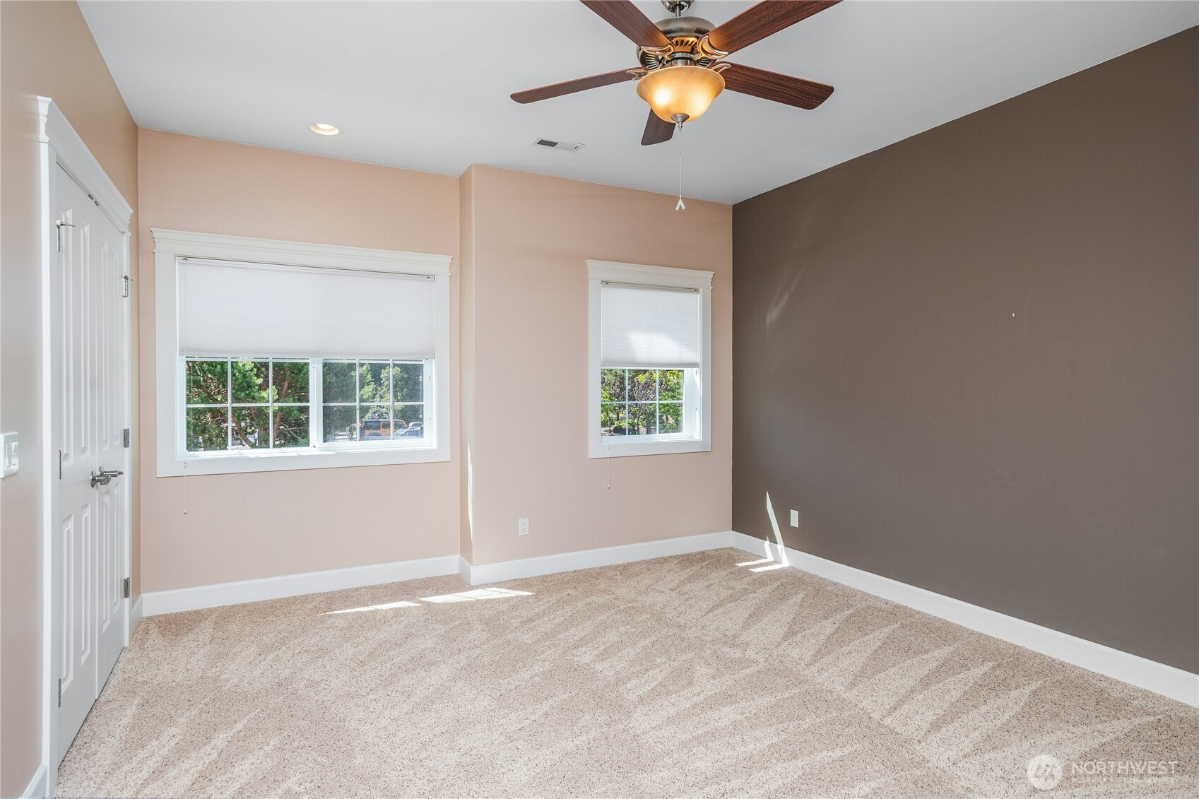 2303 Sundown Court Property Photo 23