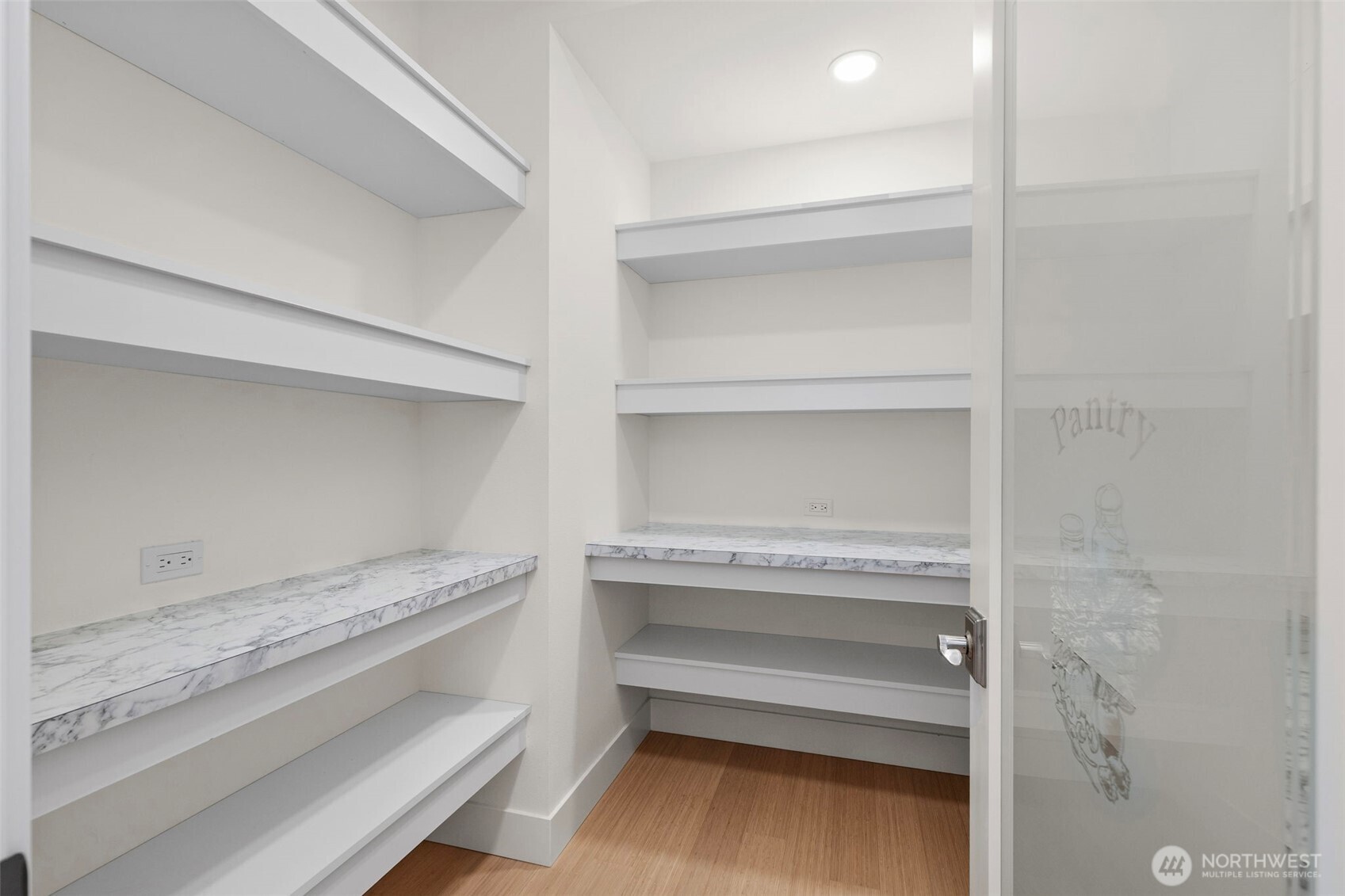 1520 West Valley Property Photo 32