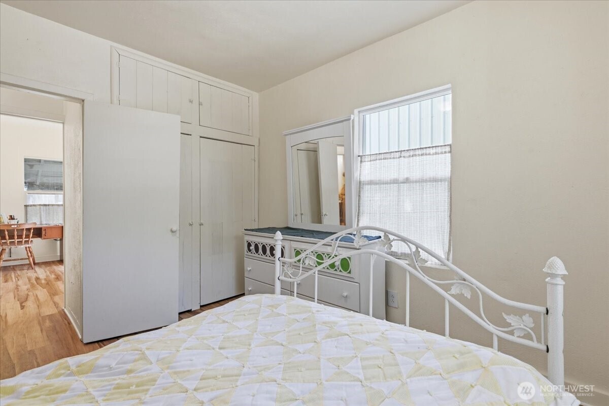 214 A Street Property Photo 12