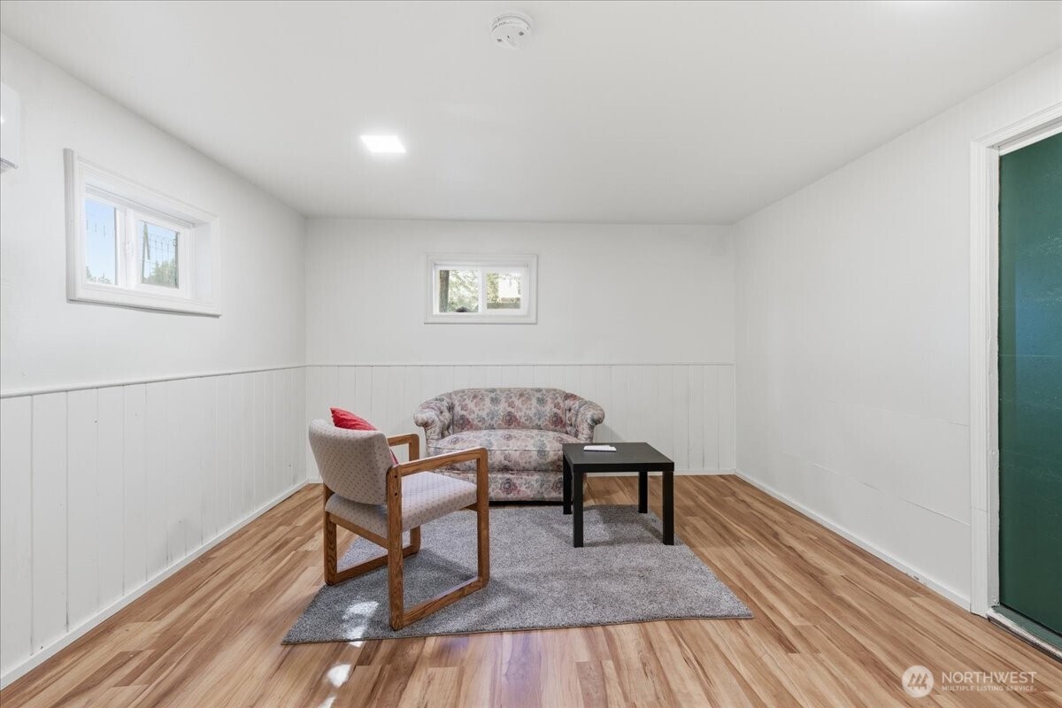214 A Street Property Photo 21