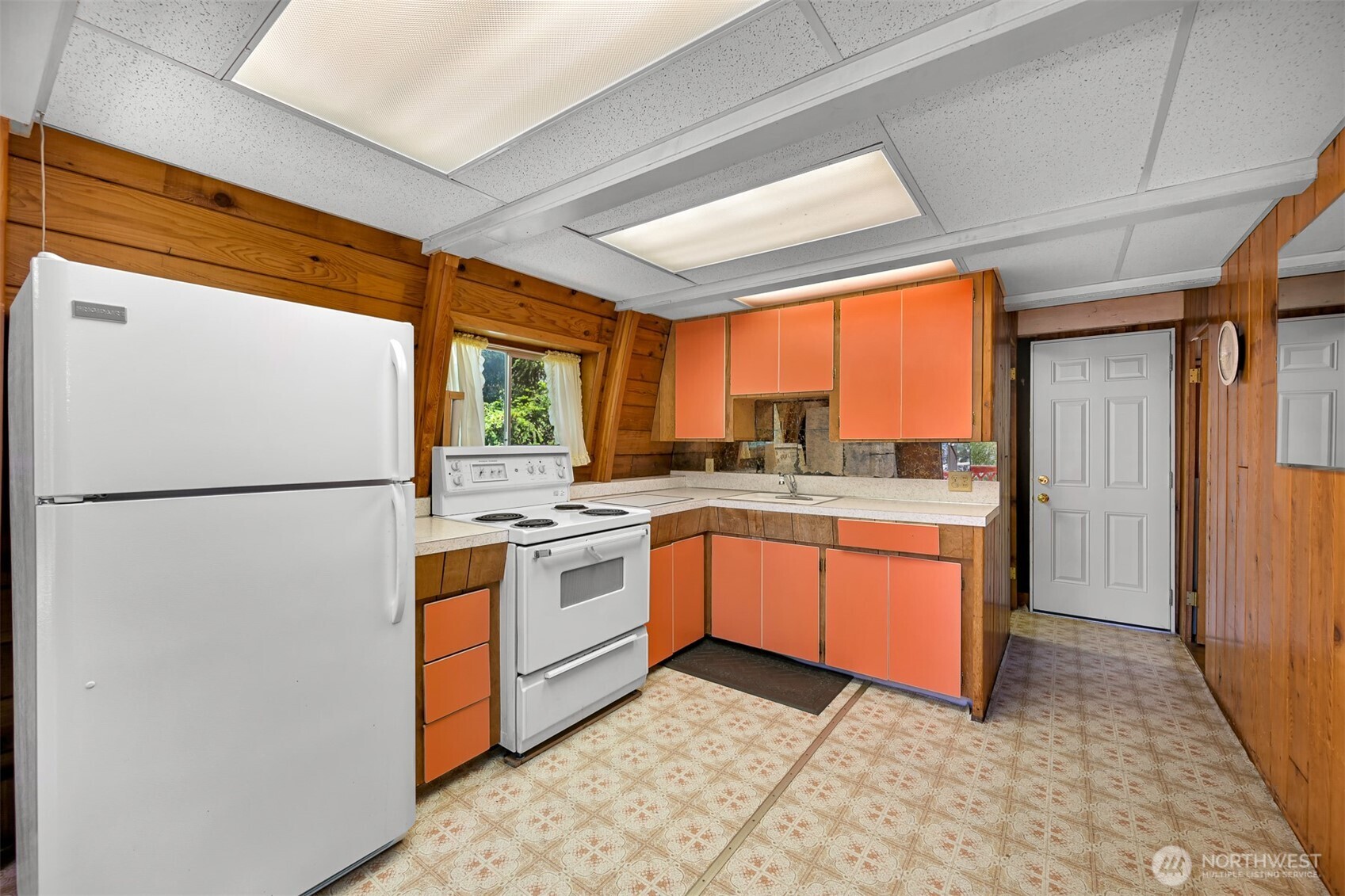 7582 Morrison Avenue Property Photo 7